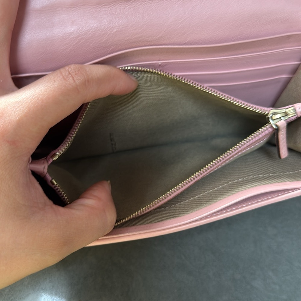 Fendi Calfskin Woven Baguette Wallet Rare 🦄 - Picture 11 of 15